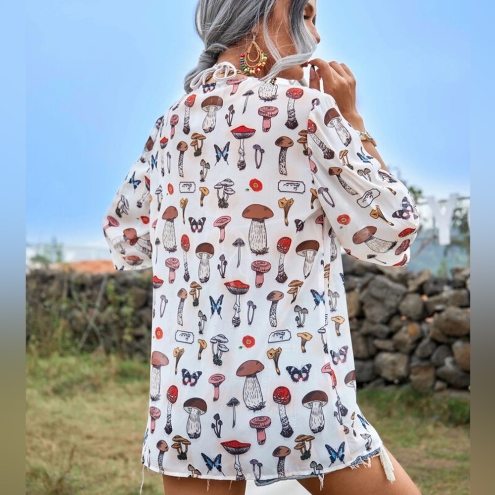 SHEIN Mushroom Print Kimono - Picture 6 of 9
